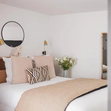 Maisons Du Monde & - Hotel 4*