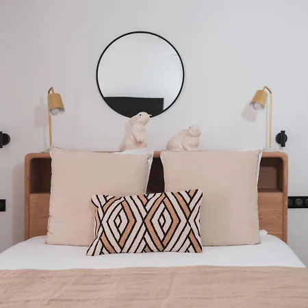 Maisons Du Monde & -