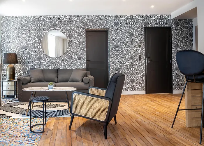 Maisons Du Monde & - Hotel 4*