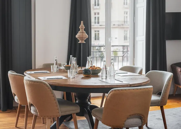 מלון Maisons Du Monde & -