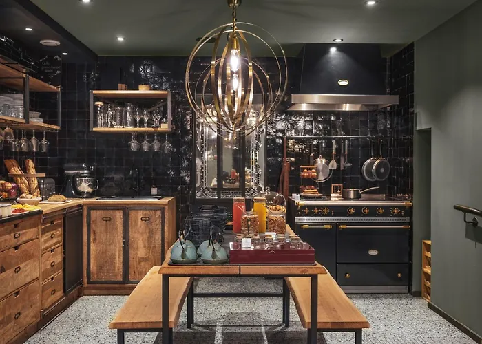 Maisons Du Monde & -