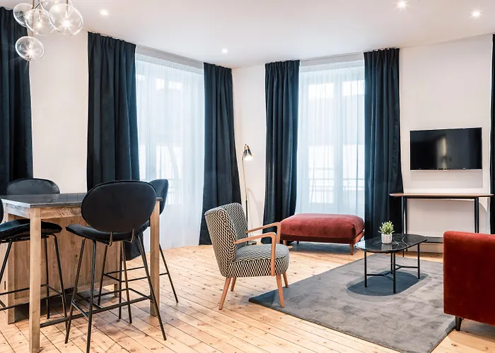 Maisons Du Monde & - 4* Nantes