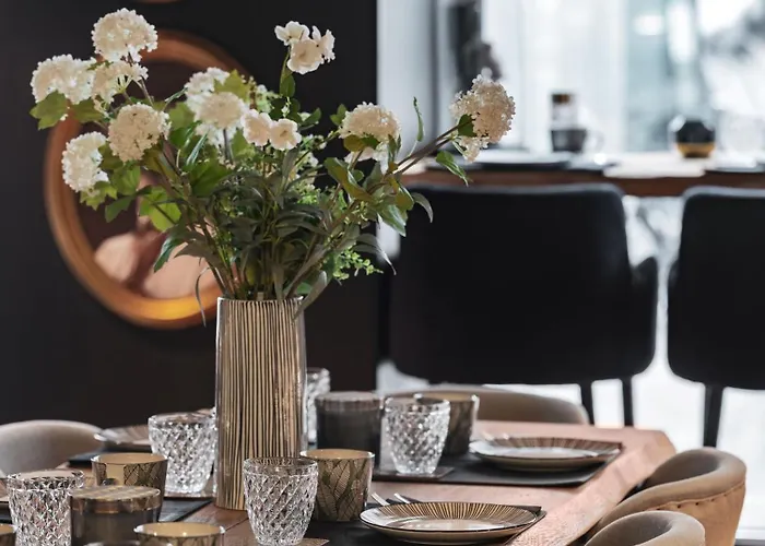 Maisons Du Monde & - Hotel 4*